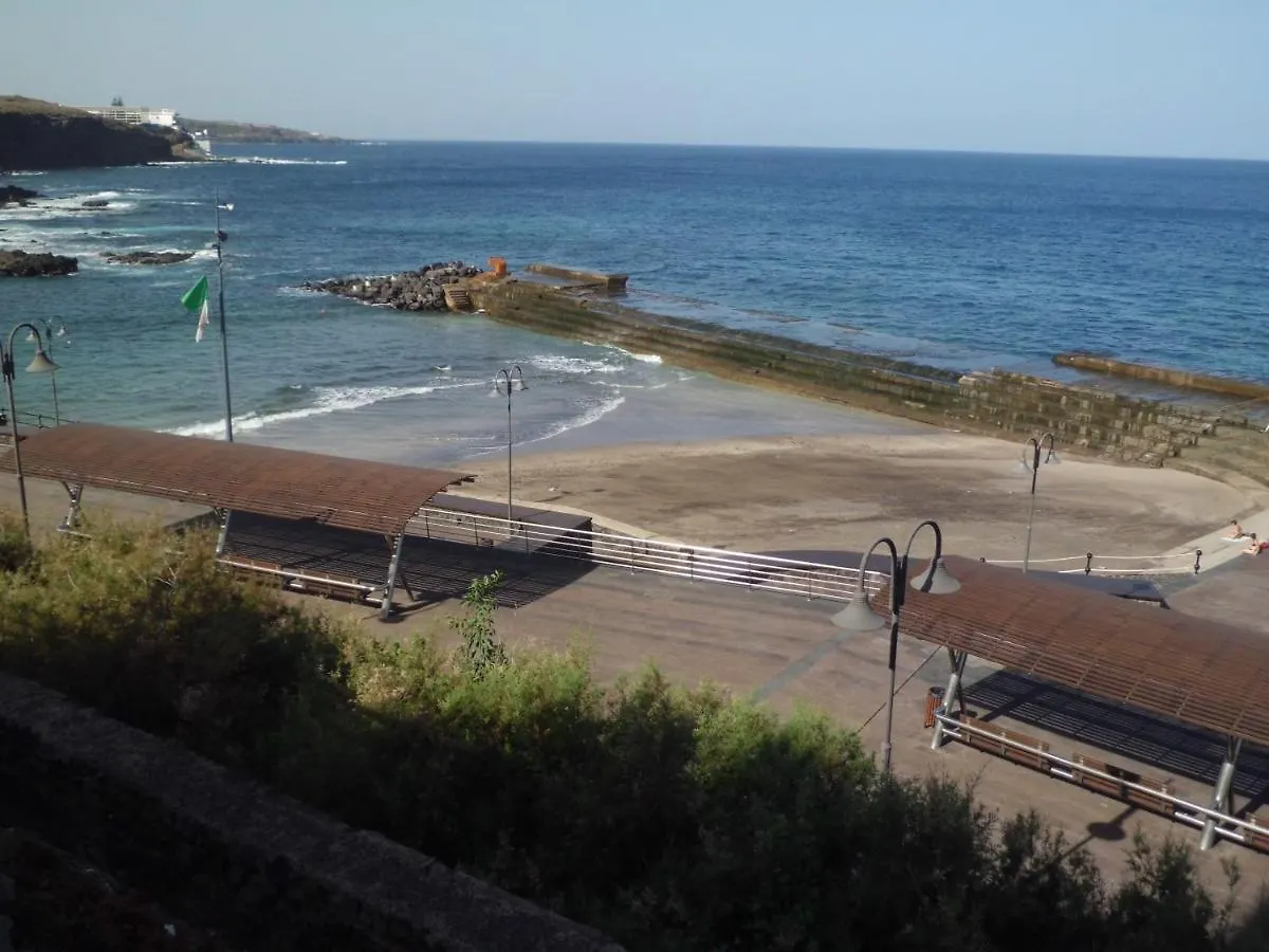 Apartamentos Bajamar Bajamar  Apartment Bajamar (La Laguna)